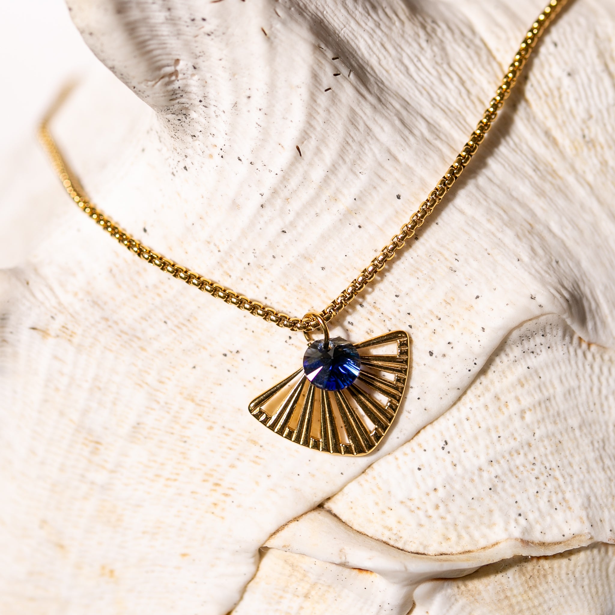Deco Fan and Crystal Pendant Necklace